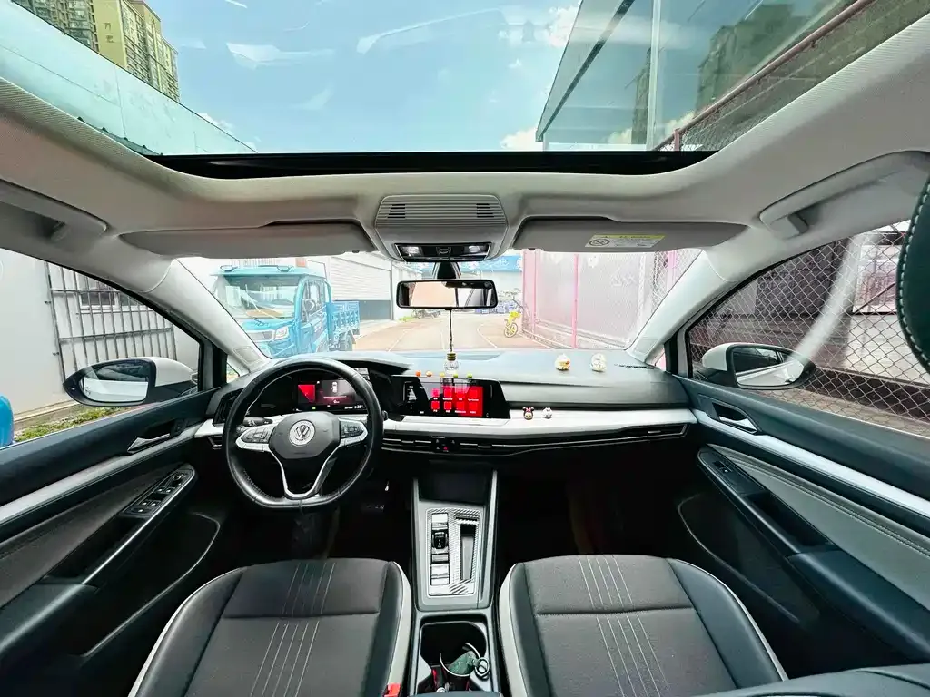 Volkswagen Golf 2021 из CN, фото 4