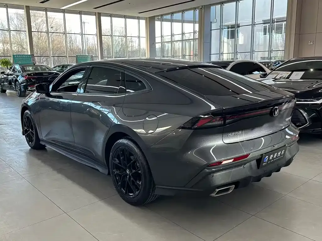 Changan UNI-V 2025 из CN, фото 4