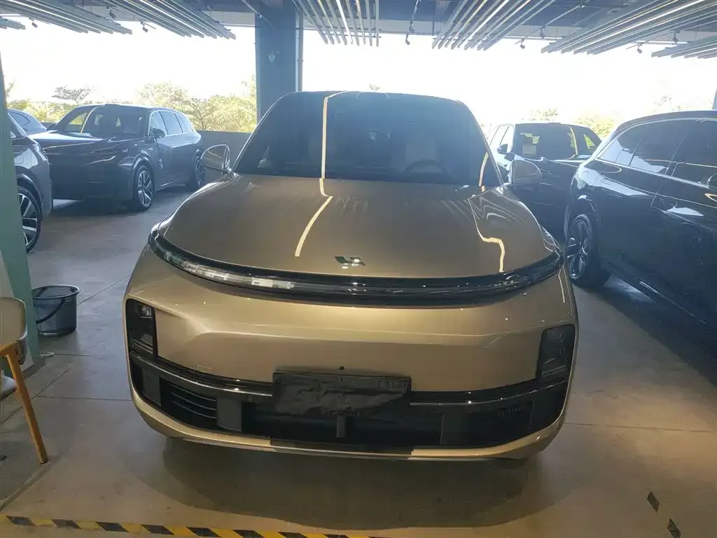 Li Auto L8 2024 из CN, фото 3