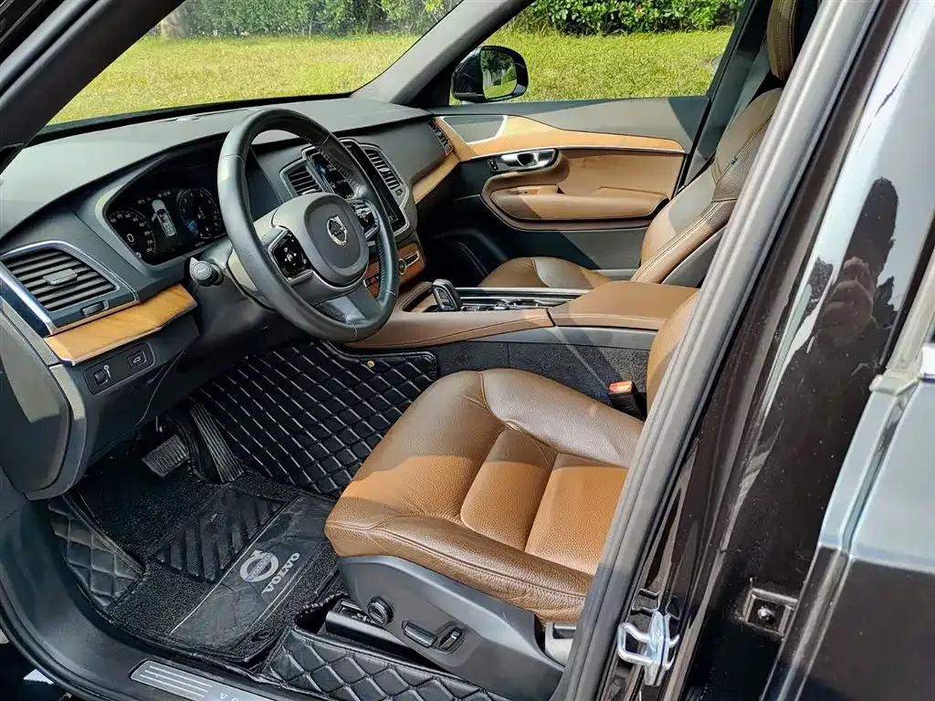 Volvo XC90 2021 из CN, фото 7