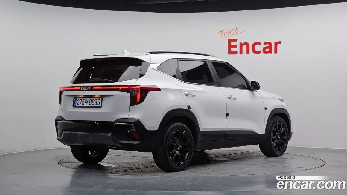 Kia Seltos 2023 из KR, фото 2