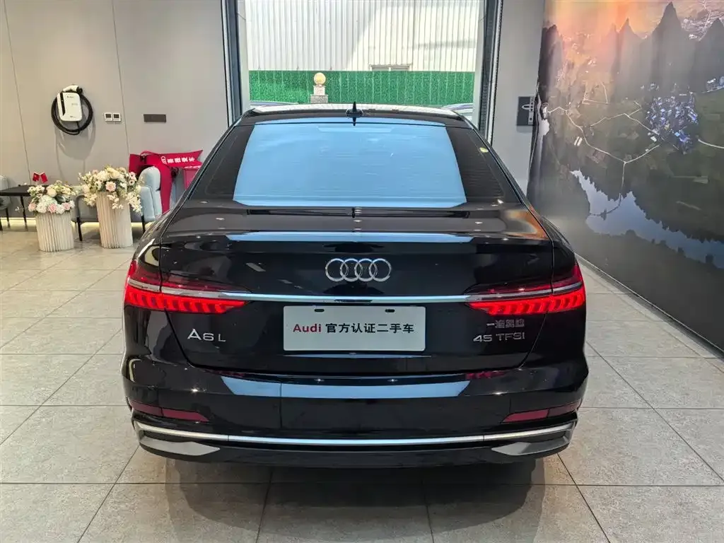 Audi A6L 2023 из CN, фото 4
