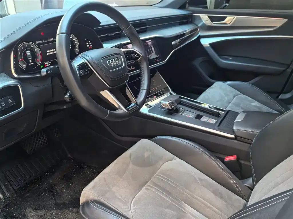 Audi A6L 2023 из CN, фото 9