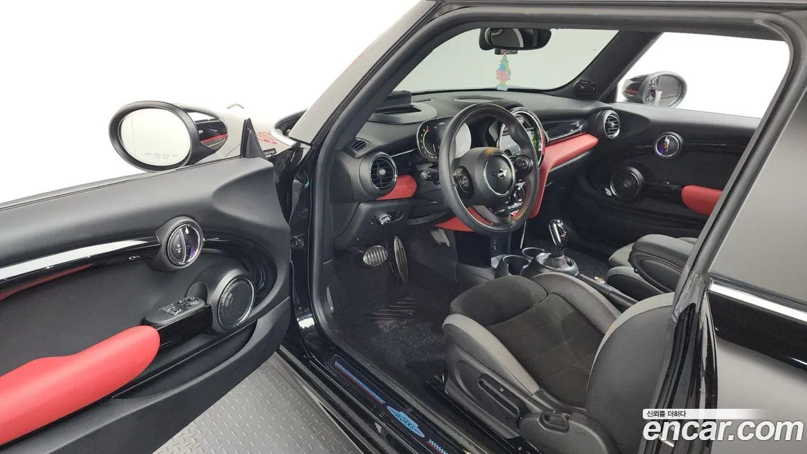 Mini Cooper 2021 из KR, фото 10