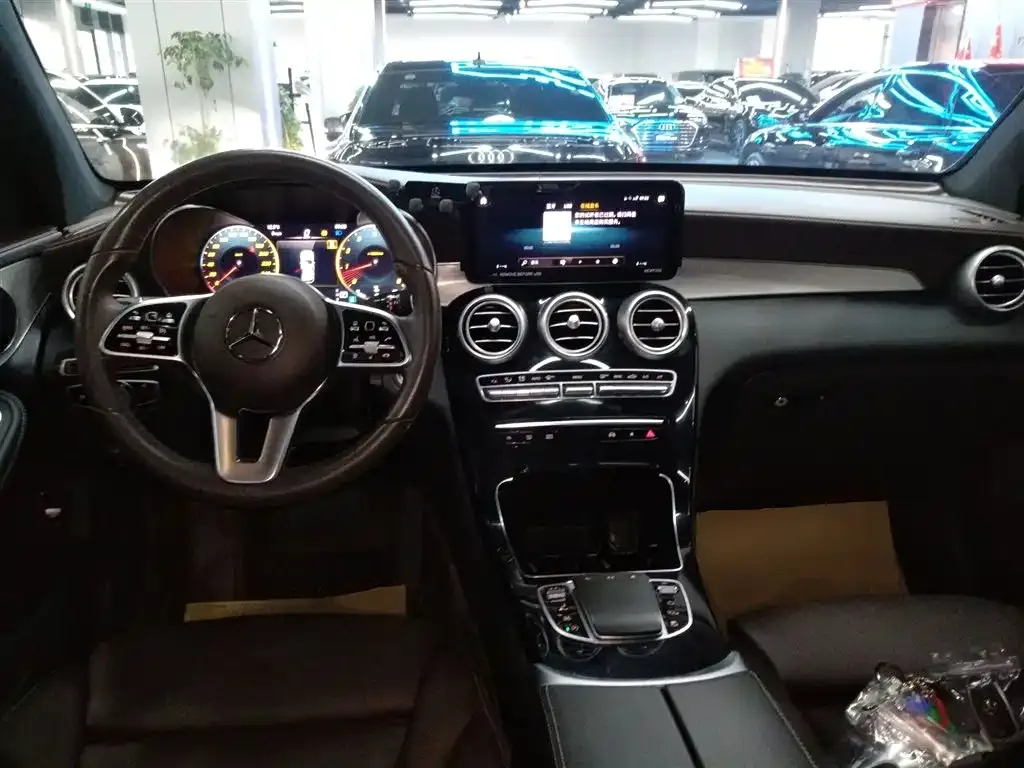 Mercedes-Benz GLC 2022 из CN, фото 10