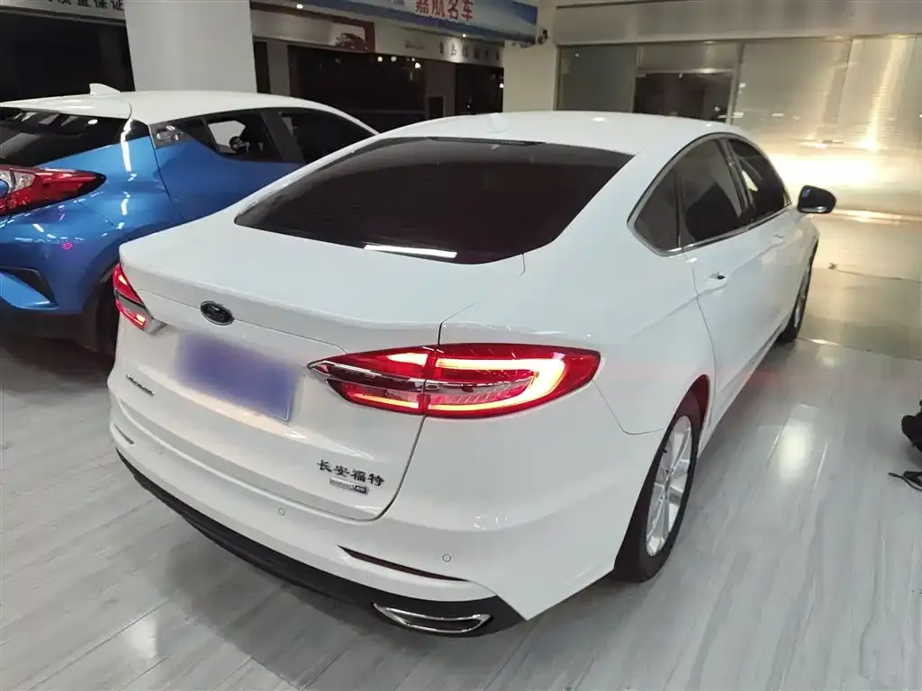 Ford Mondeo 2021 из CN, фото 7
