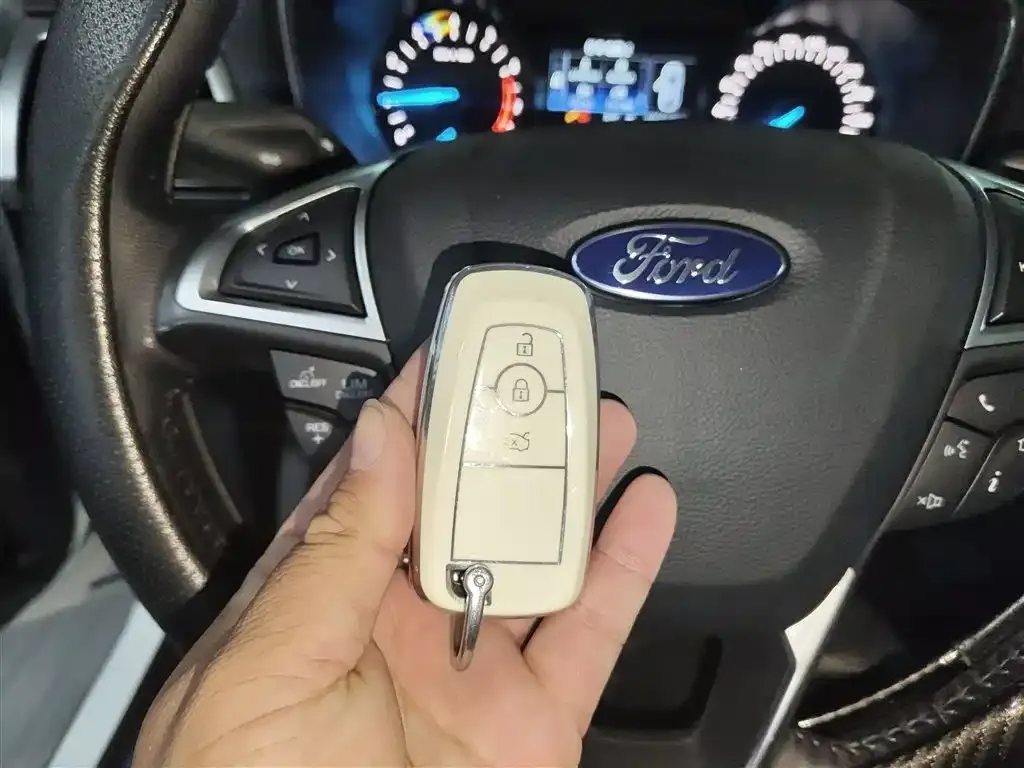 Ford Mondeo 2021 из CN, фото 9