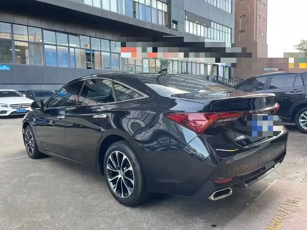 Toyota Avalon 2022 из CN, фото 9