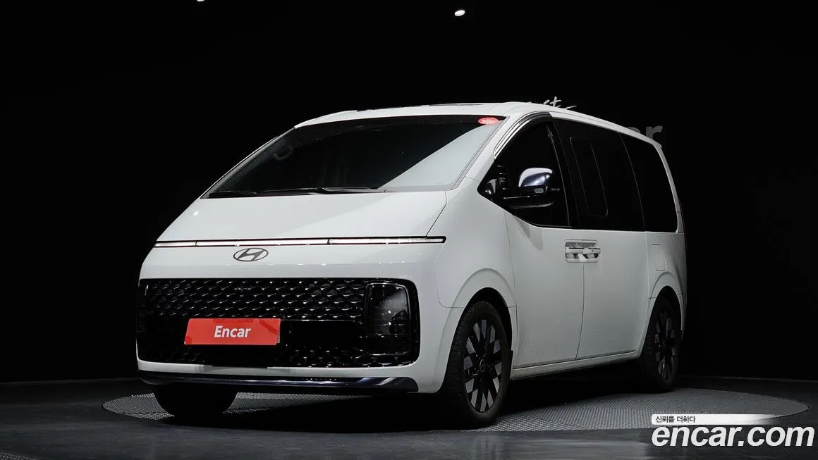 Hyundai Staria 2025 из KR, фото 1