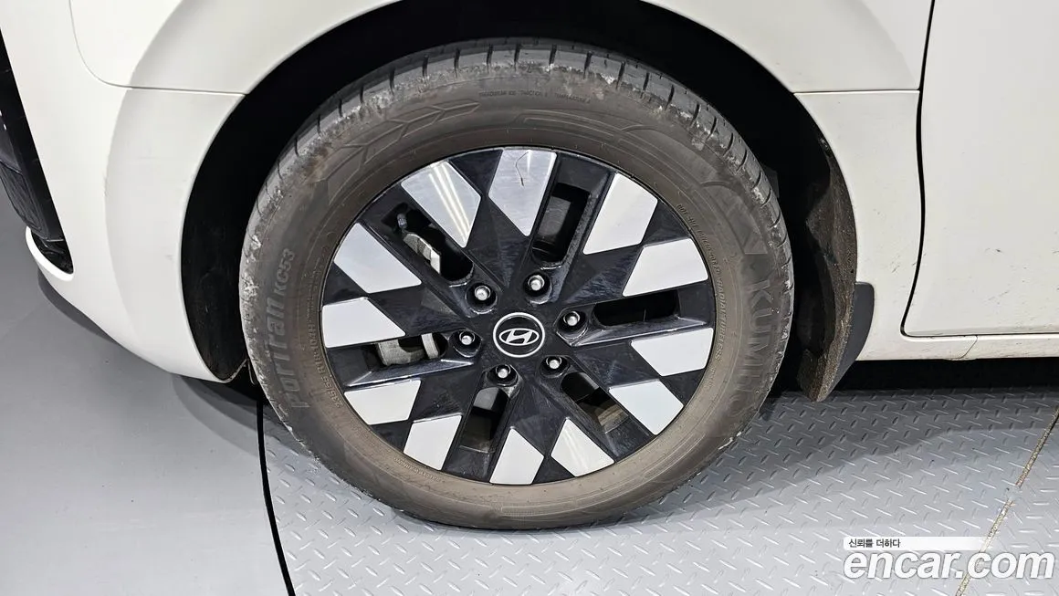 Hyundai Staria 2025 из KR, фото 5