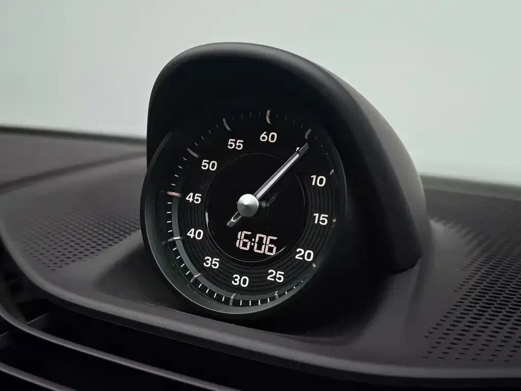 Porsche Taycan 2023 из CN, фото 2