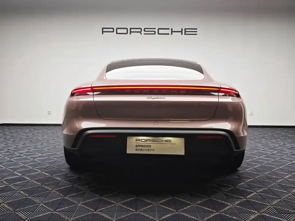 Porsche Taycan 2023 из CN, фото 5