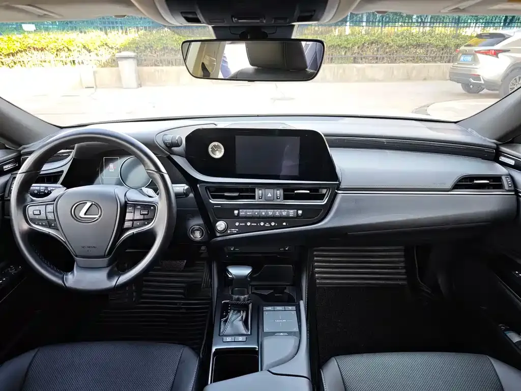 Lexus ES 2022 из CN, фото 10