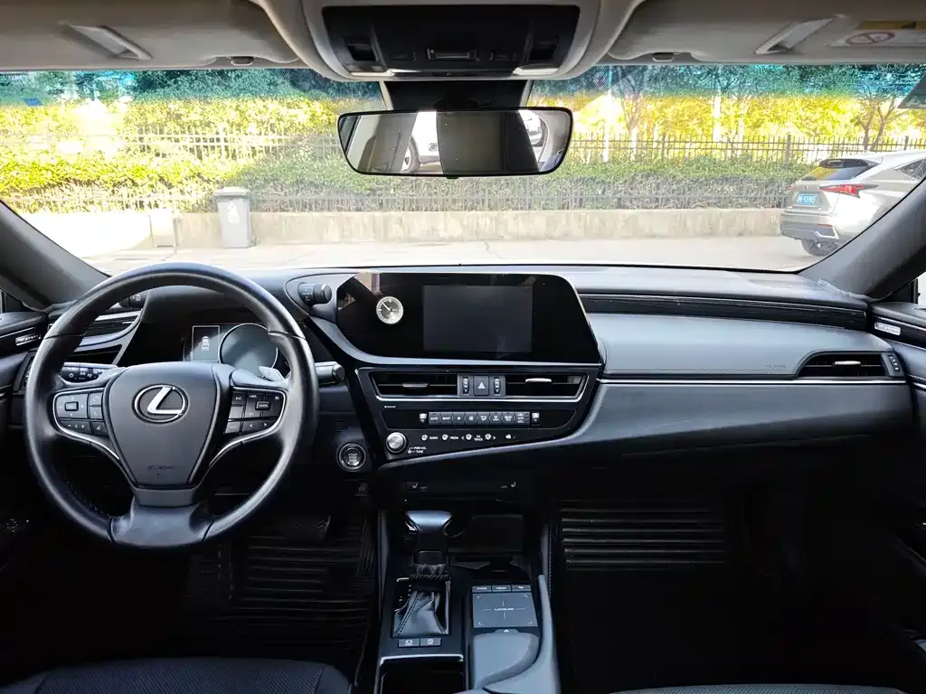 Lexus ES 2022 из CN, фото 9