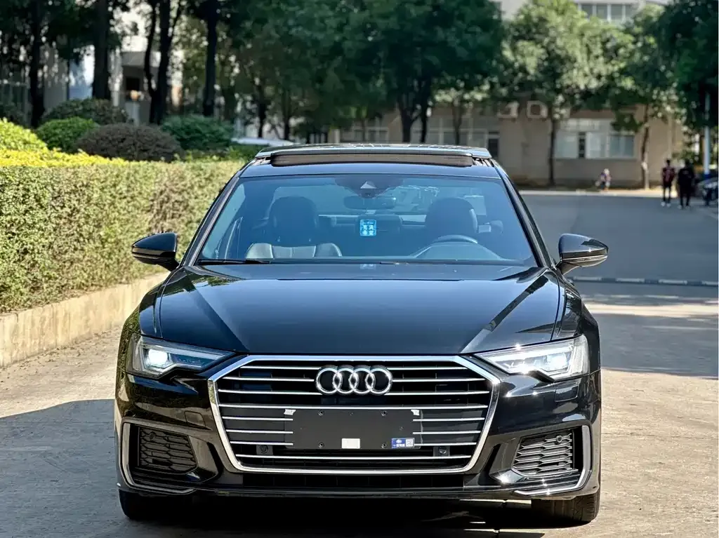 Audi A6L 2021 из CN, фото 6