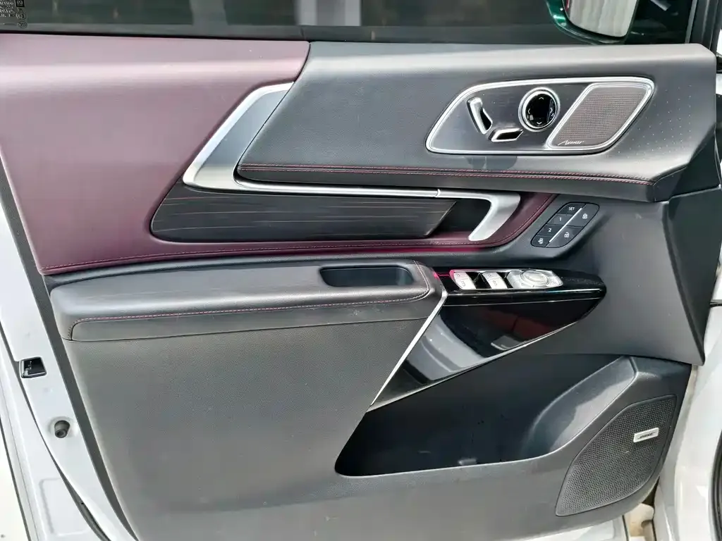 Buick Century 2023 из CN, фото 4
