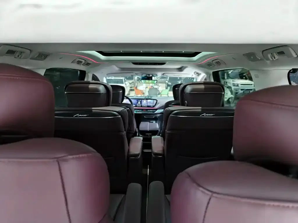 Buick Century 2023 из CN, фото 8