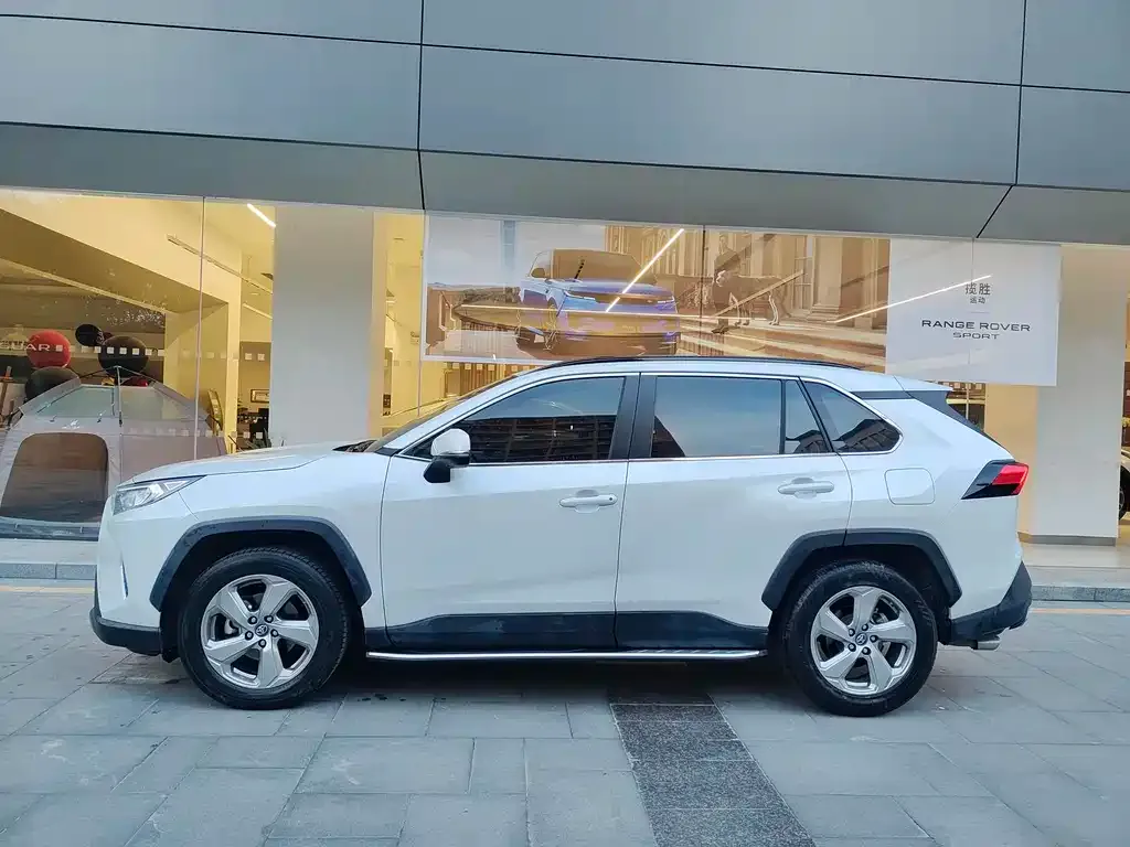 Toyota RAV4 2021 из CN, фото 6