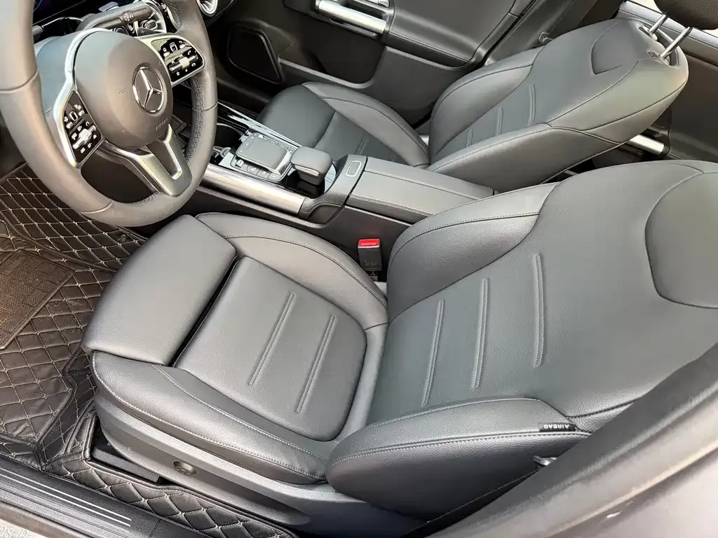 Mercedes-Benz EQA 2023 из CN, фото 10
