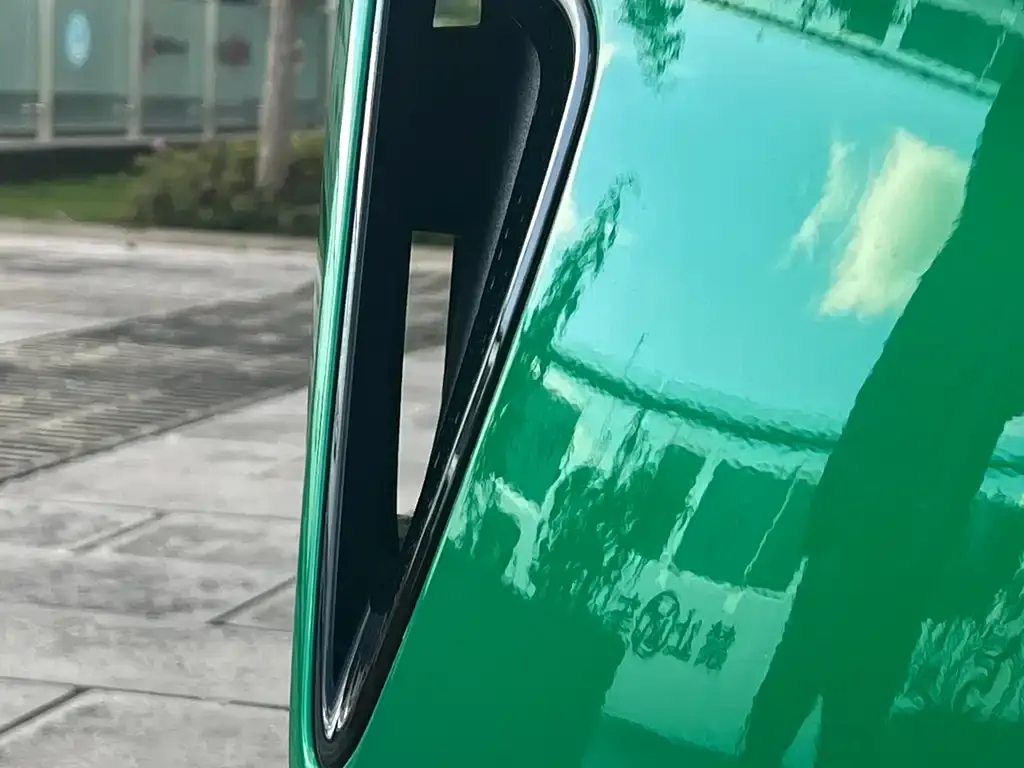 Xiaomi YU7 — фото 9