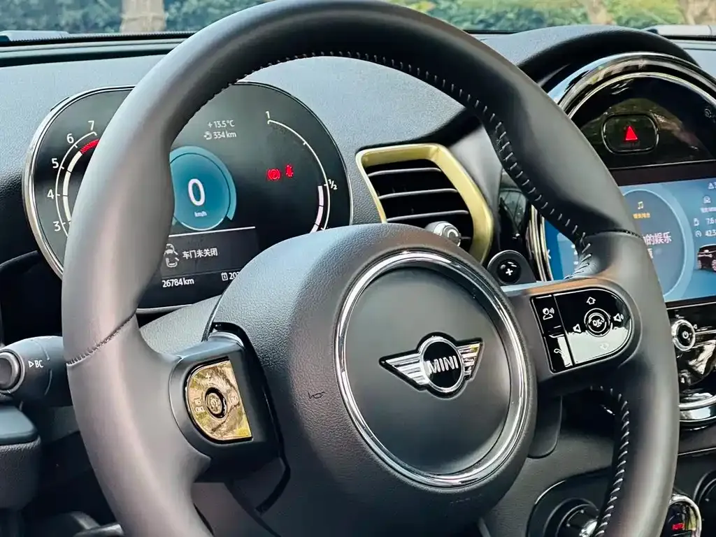 [object Object] Mini Clubman 2024 из CN, фото 10