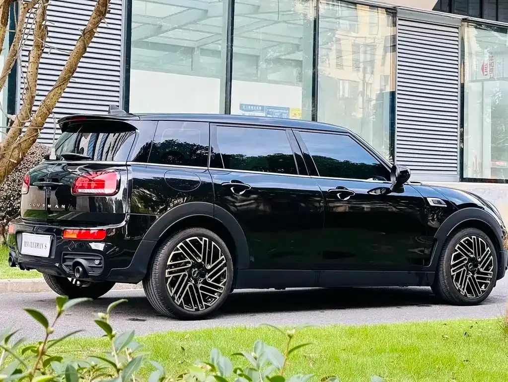 [object Object] Mini Clubman 2024 из CN, фото 8