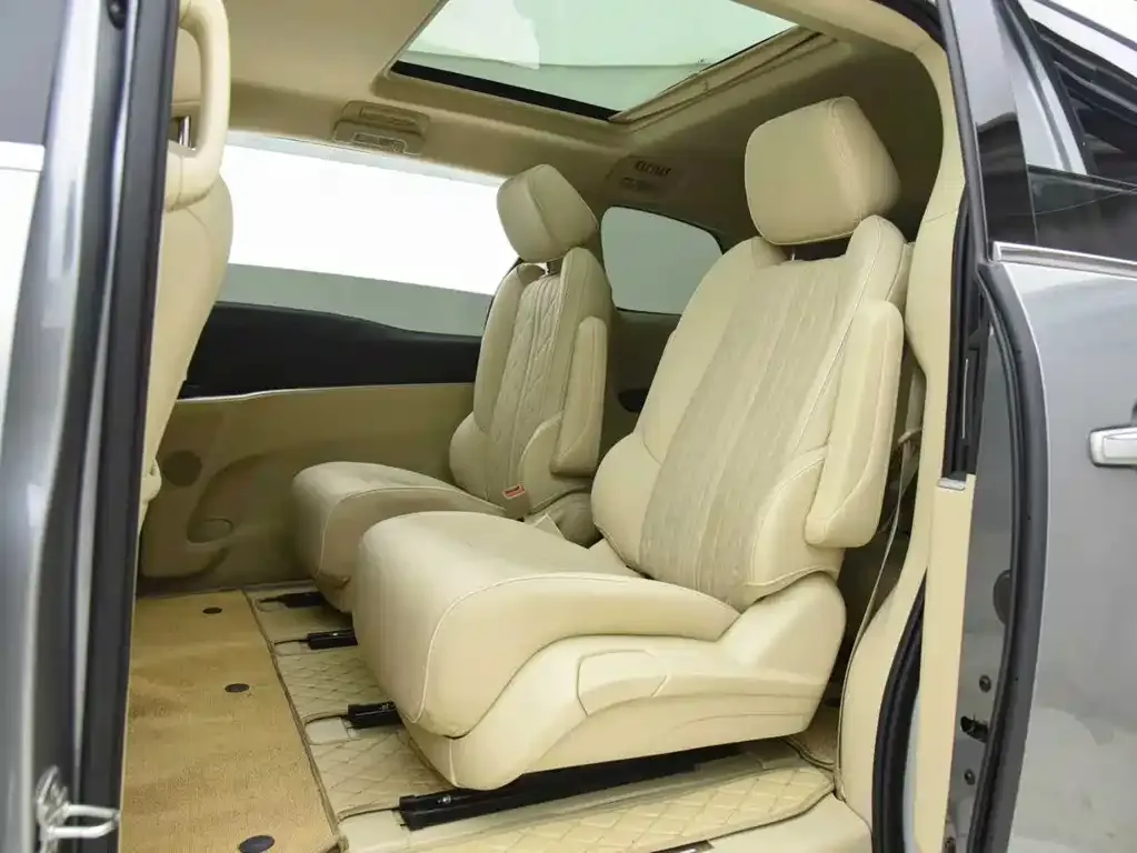 Buick GL8 2022 из CN, фото 7