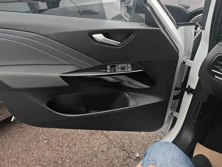 Volkswagen ID.3 2025 из CN, фото 7