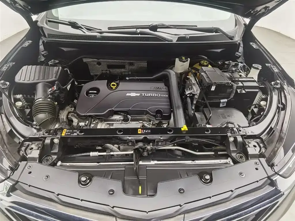 Chevrolet Equinox 2022 из CN, фото 6