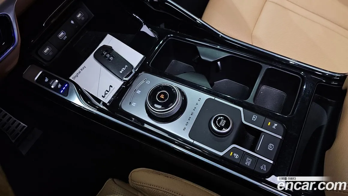Kia Sorento — фото 9