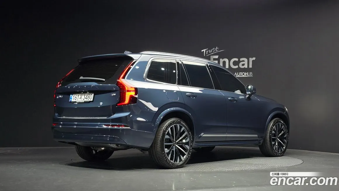 Volvo XC90 2025 из KR, фото 2