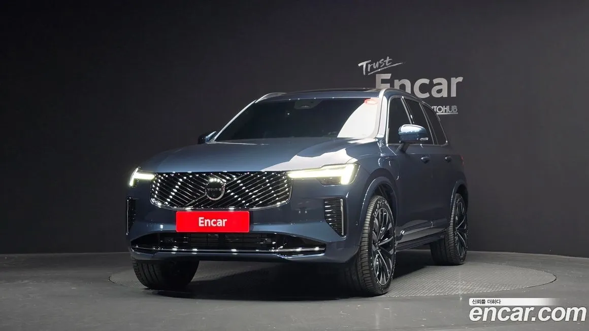 Volvo XC90 2025 из KR, фото 3