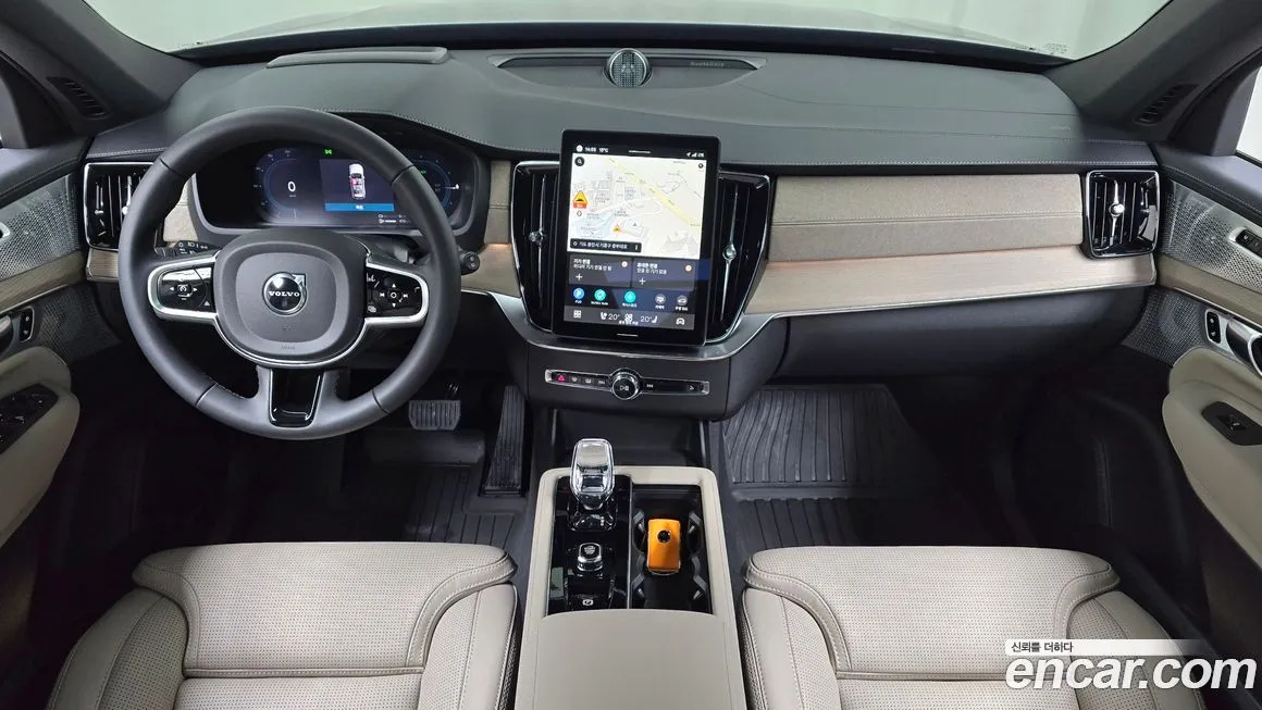 Volvo XC90 2025 из KR, фото 7