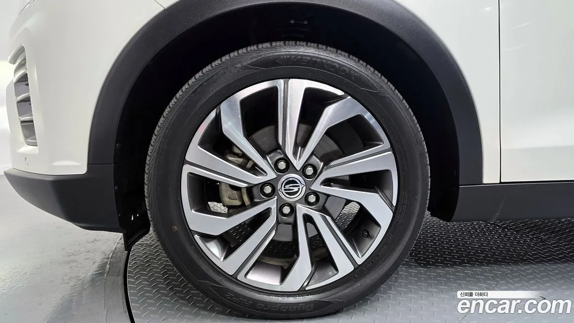 KG Mobility (Ssangyong) TIBOLI 2022 из KR, фото 5