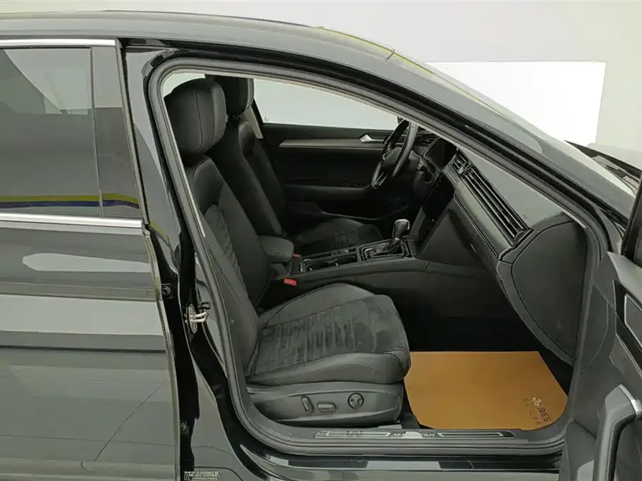 Volkswagen Magotan 2021 из CN, фото 8