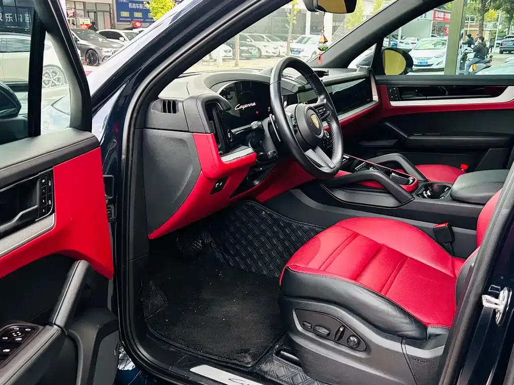 Porsche Cayenne 2024 из CN, фото 7