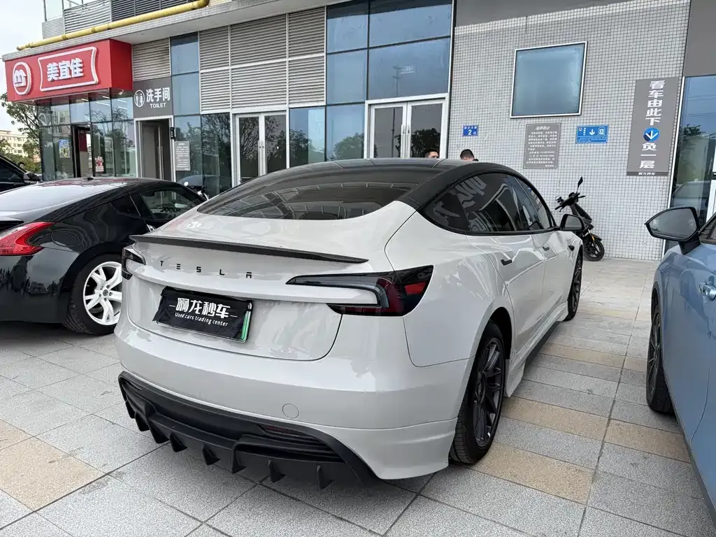 Tesla Model 3 2025 из CN, фото 5