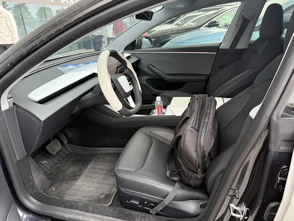 Tesla Model 3 2025 из CN, фото 7