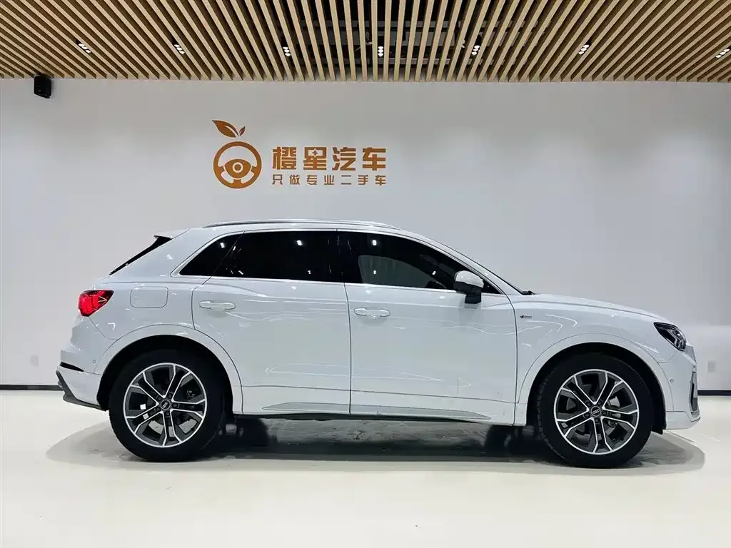 Audi Q3 — фото 3