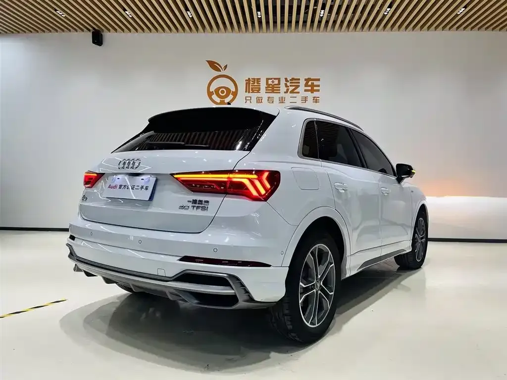 Audi Q3 — фото 4