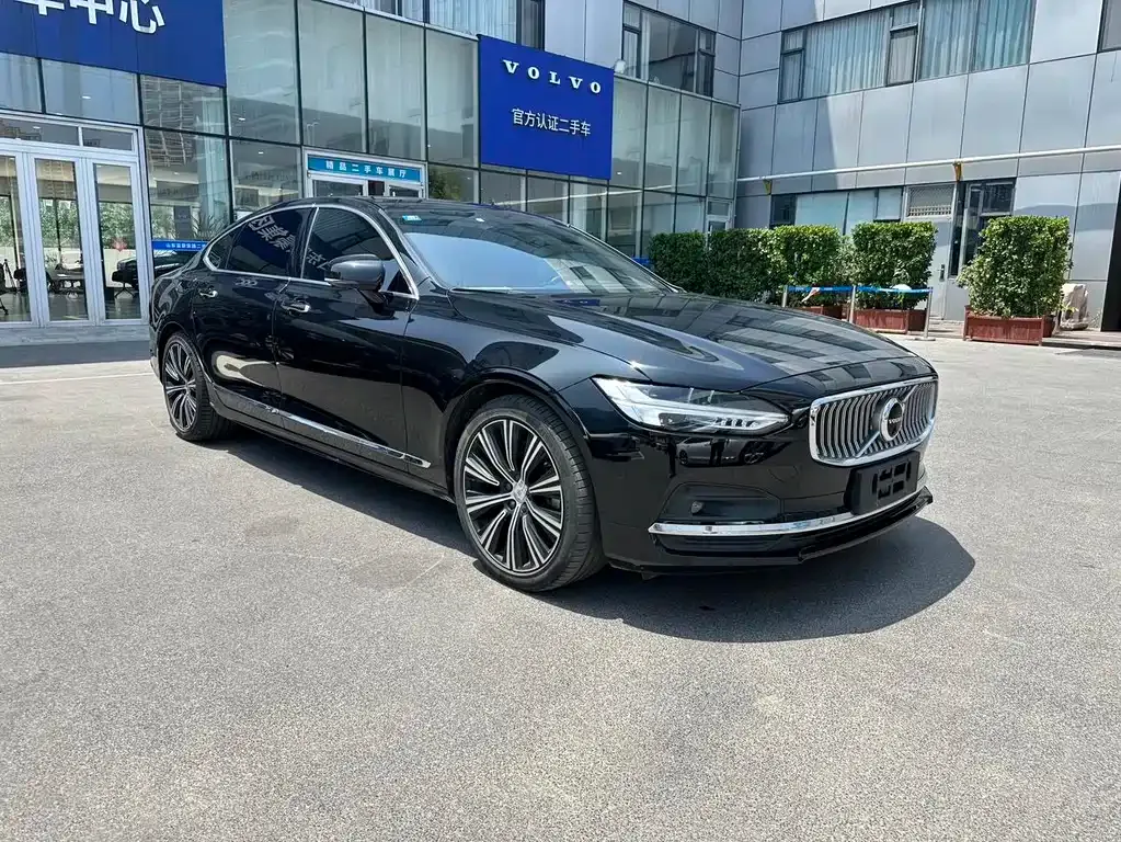 Volvo S90 2023 из CN, фото 3