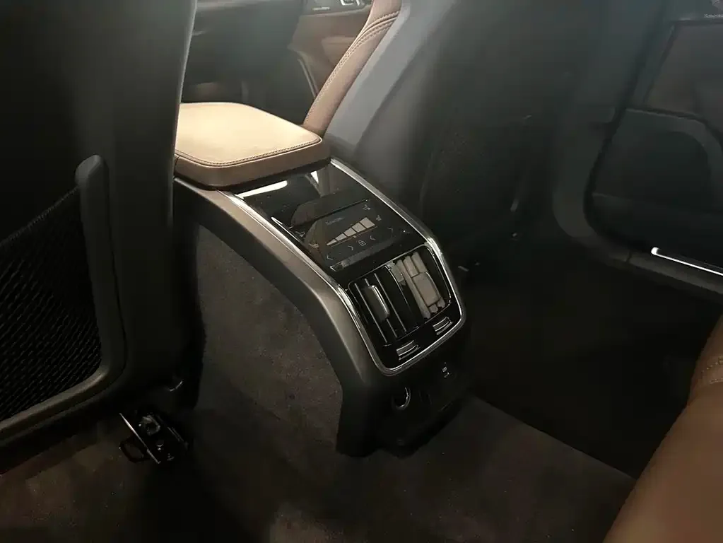 Volvo S90 2023 из CN, фото 8