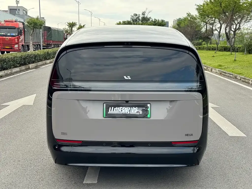 Li Auto MEGA 2025 из CN, фото 4