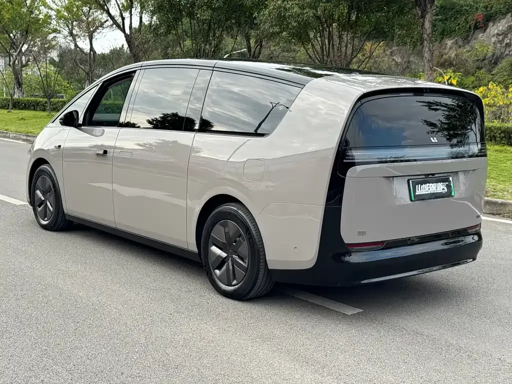 Li Auto MEGA 2025 из CN, фото 6