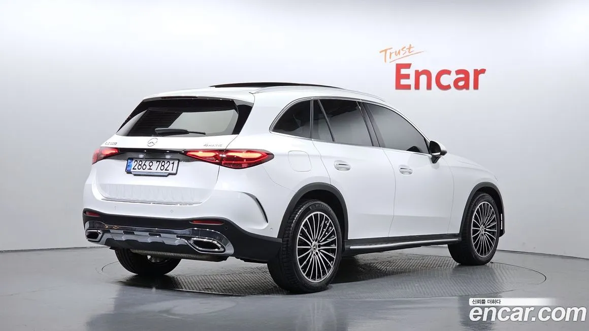Mercedes-Benz GLC-Class 2024 из KR, фото 2
