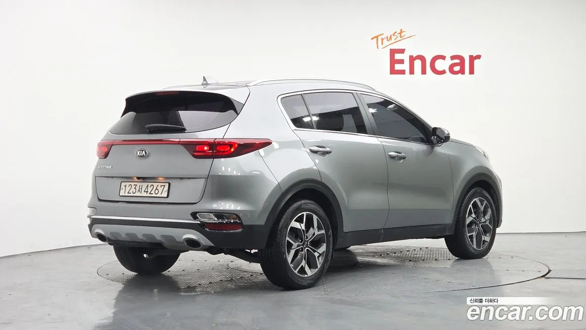Kia Sportage — фото 2