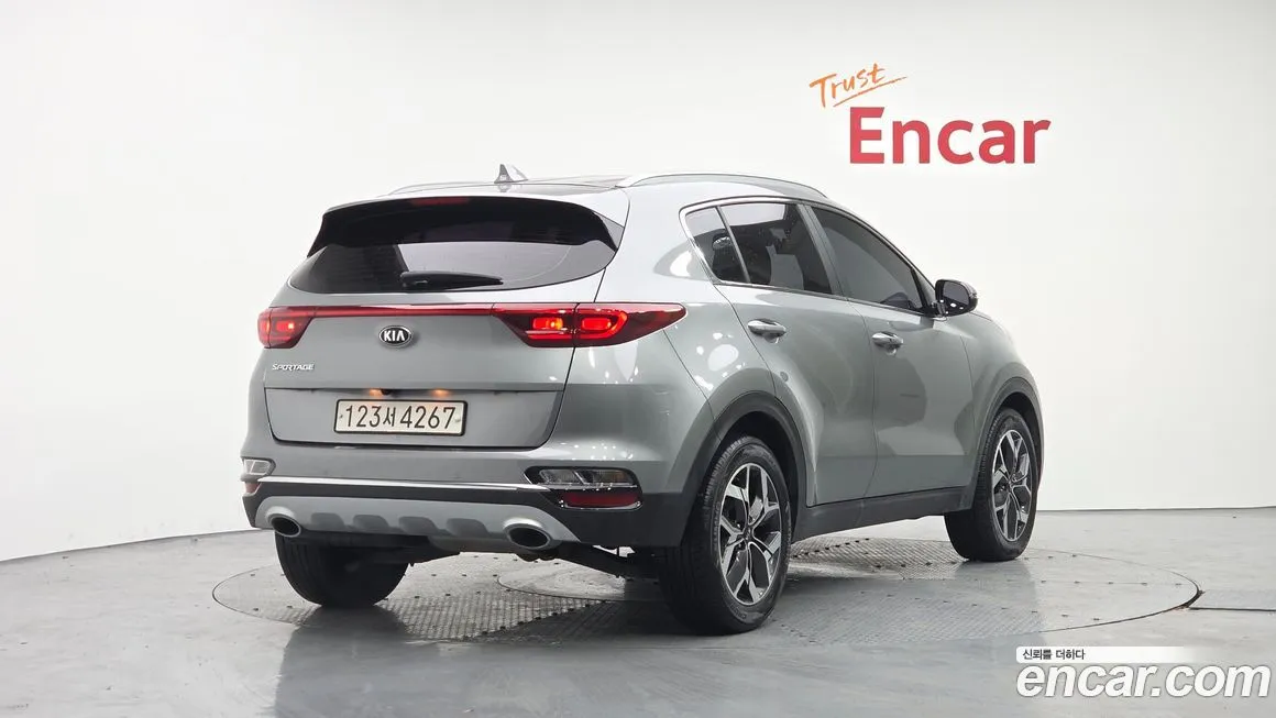 Kia Sportage — фото 4