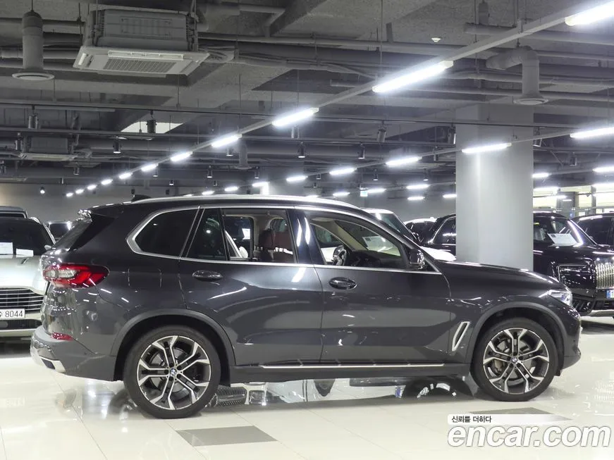 BMW X5 2022 из KR, фото 2