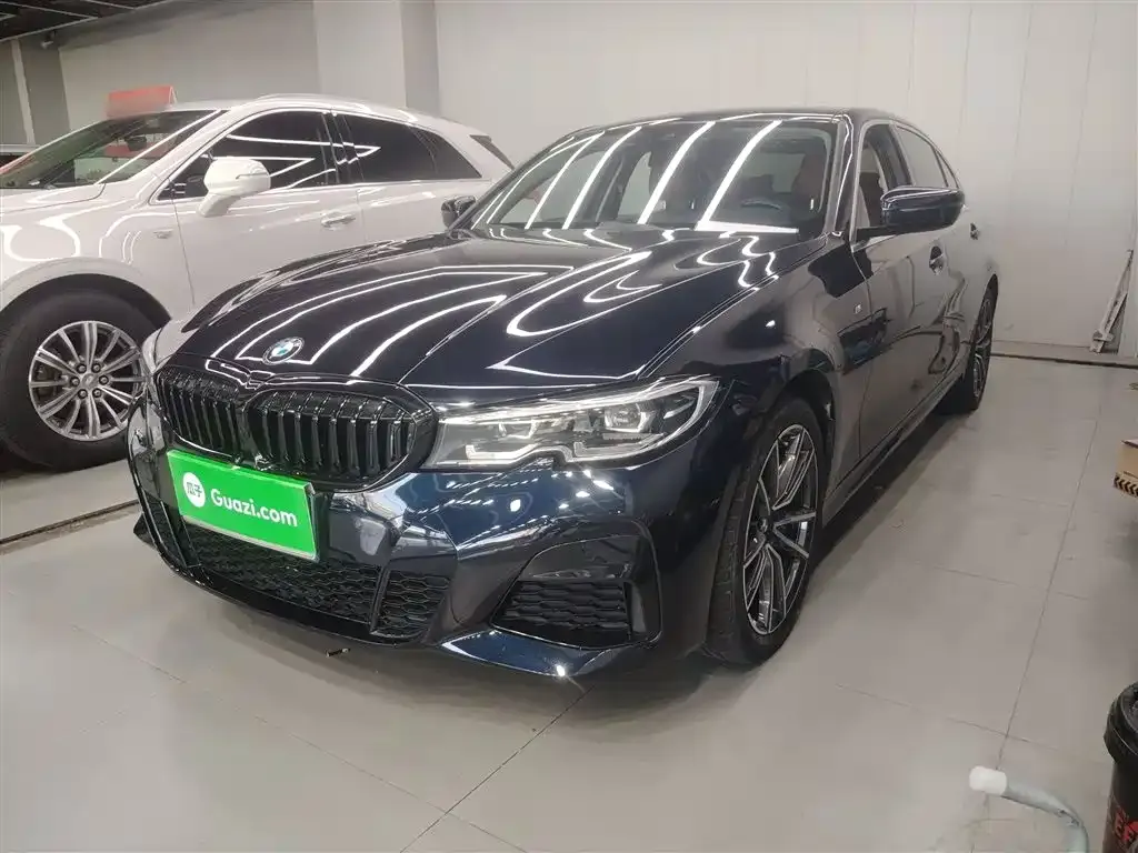 BMW 3 Series 2022 из CN, фото 2