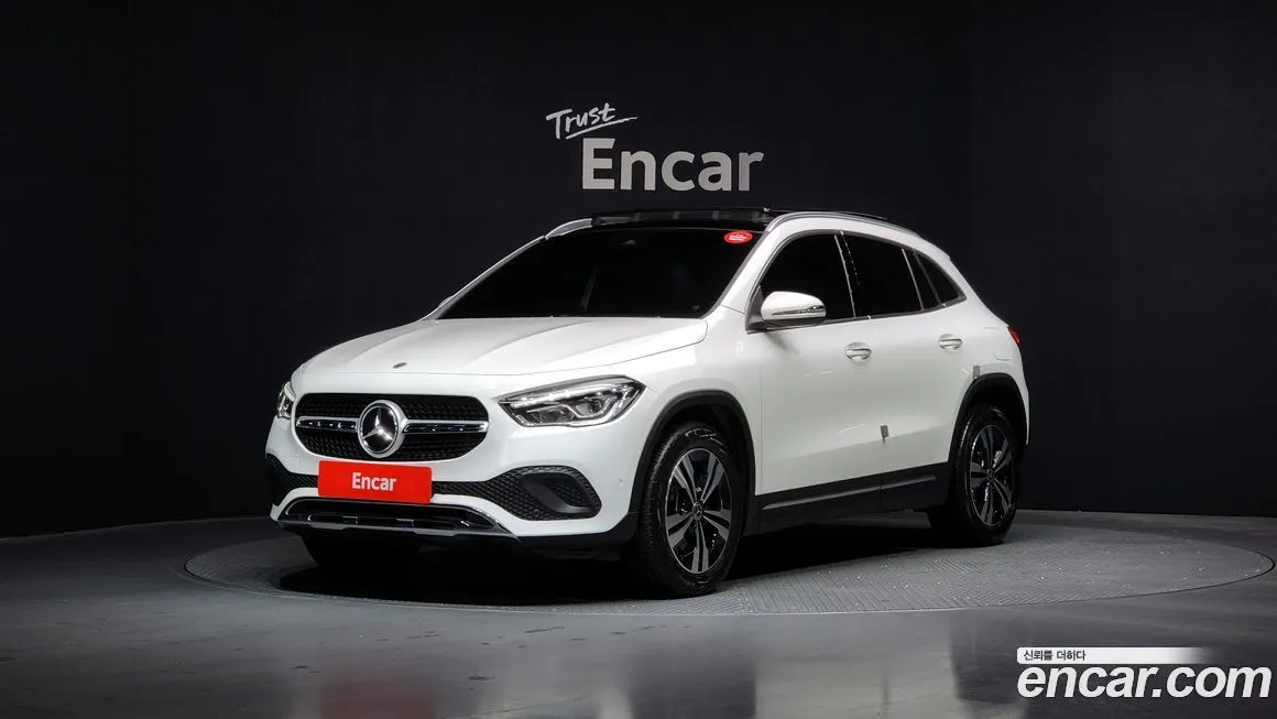 Mercedes-Benz GLA-Class